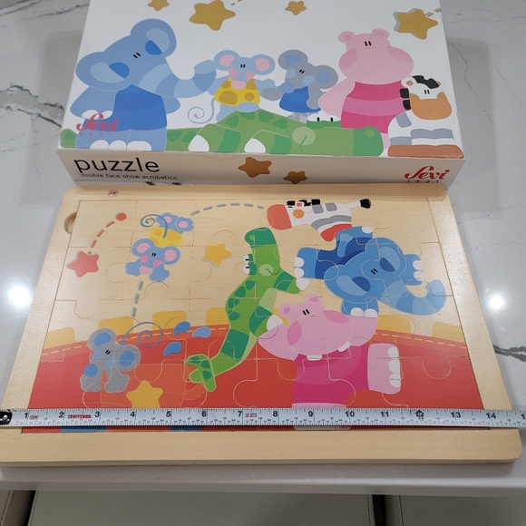 Sevi wooden 2 face puzzle circus animals 24 peice puzzle. Perfect for toddlers. - Picture 4 of 6
